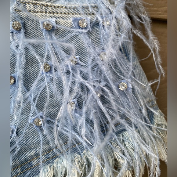 Tassel Inlaid Denim Shorts A-line Shorts Rhinestone Ostrich Feather Frayed - Picture 11 of 15